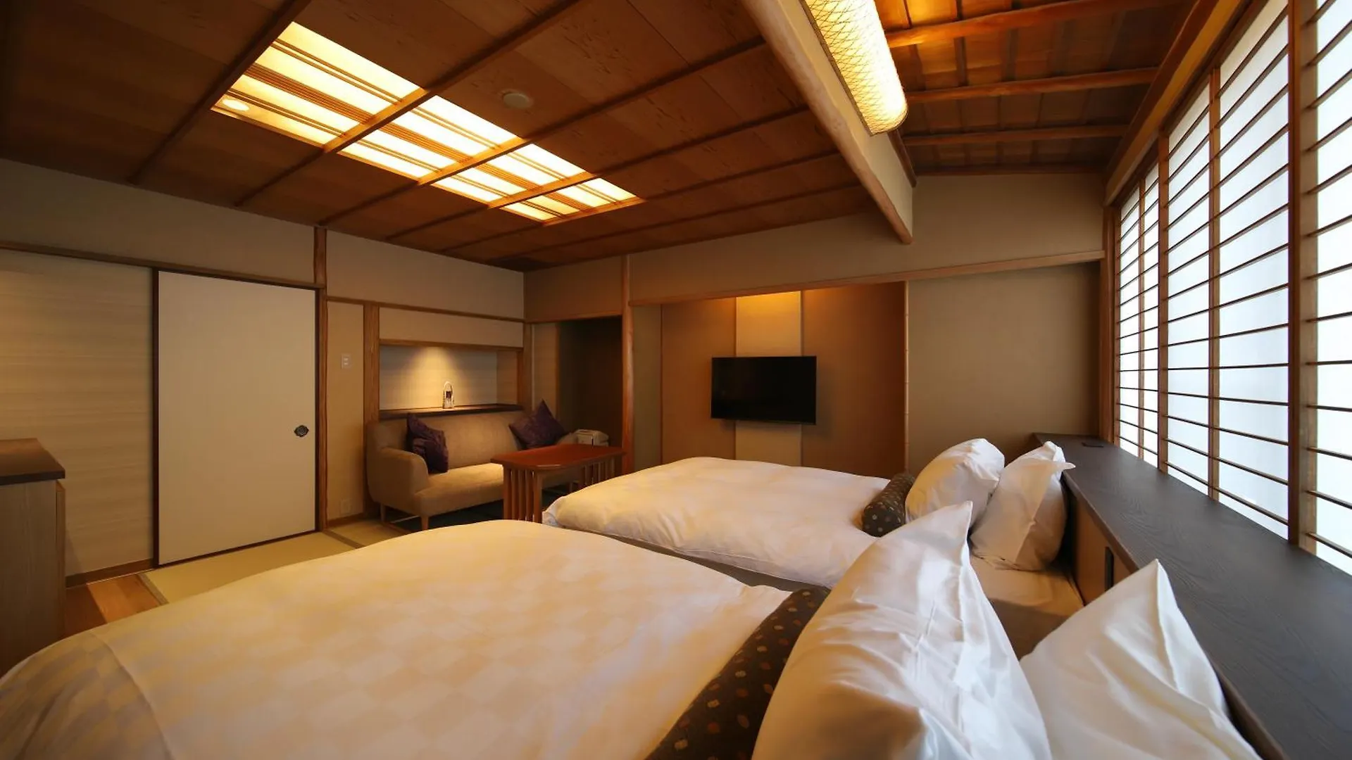 *****  Kyoto Ryokan Sakanoue Japan